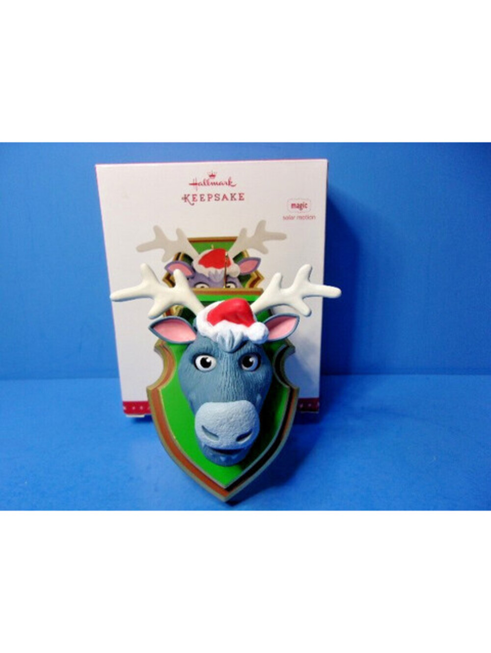 Hallmark DOE-EYED REINDEER Christmas Ornament Solar Motion Magic Trophy Mount